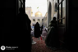 آیین معنوی اعتکاف در حرم مطهر رضوی-1