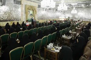 مادران شهدا الگوهای صبر و مقاومت برای امروز و فردای کشور هستند