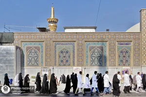 سوگند پزشکی 45 دانشجوی غیرایرانی دانشگاه شیراز در حرم مطهر امام رضا علیه السلام