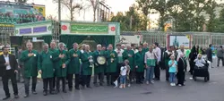 شمیم چایخانه و پرچم متبرک رضوی در نماز جمعه این هفته تهران پیچید