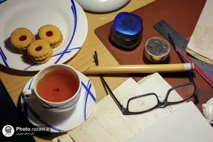 کارگاه هنری گلاب اشک