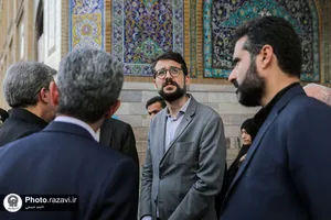 تشرف مدیر گروه اقتصادی و تجاری سفارت ایتالیا در تهران به حرم مطهر رضوی
