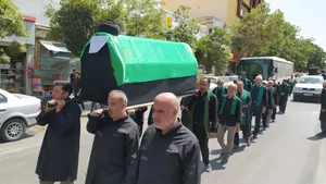 همدان غرق در نوای &laquo;یا رضا (ع)&raquo; + تصاویر