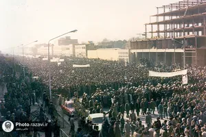 حرم مطهر رضوی؛ کانون انقلاب در مشهد-2