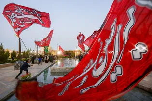 آیین رونمایی گذر هنری پیرغلامان حسینی