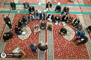 تشرف جمعی از موکب&zwnj;داران عراقی به حرم مطهر رضوی