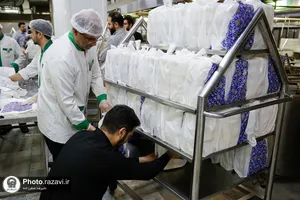 پذیرایی از مهاجران افغانستانی در مرز دوغارون