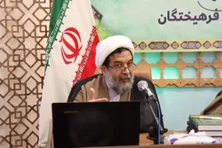 آموزه‌های رضوی معنویت فردی را با مسئولیت‌پذیری اجتماعی پیوند می‌زنند