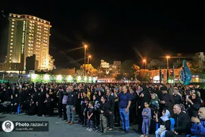 موکب خدمت رسانی جوانان رضوی در خیابان امام رضا علیه&zwnj;السلام