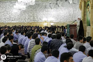 آینده و پیشرفت کشور درگروی تلاش خالصانه جوانان نخبه و با استعداد است