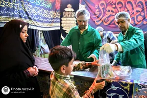 افطاری ماه مبارک رمضان در خیابان آیت الله واعظ طبسی