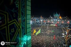 مراسم عزاداری شام غریبان حضرت رسول(ص) و امام حسن مجتبی(ع) در حرم مطهر رضوی