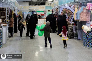 بازدید مدیرکل تبلیغات استان از نمایشگاه زنان کارآفرین