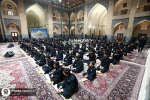 دیدار صمیمی خادمیاران مکبر نوجوان با مدیر عالی حرم مطهر رضوی