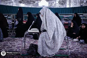 عزاداری زائران عرب&zwnj;زبان در حرم مطهر رضوی
