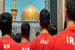 والیبالیست‌های زیر ۱۷ سال ایران به پابوسی حضرت آمدند