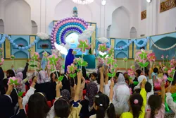 مشارکت ۲۰۰۰ کودک در جشنواره کاردستی نبوی