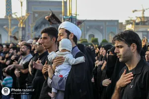 آیین چهارپایه خوانی روز شهادت امام رضا علیه&zwnj;السلام در حرم مطهر رضوی