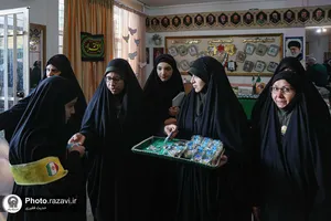 حضور خدام حرم مطهر رضوی در دبیرستان دخترانه فرهنگیان مشهد
