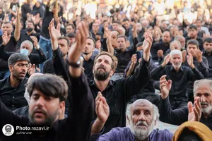 اجتماع عظیم عزاداران امام رضا علیه السلام در حرم مطهر رضوی