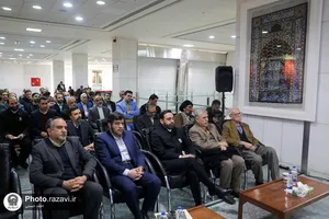 اهدای قالی و منسوجات نفیس آسیای مرکزی به آستان قدس رضوی