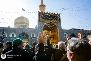 حرم مطهر رضوی در روز شهادت حضرت زهرا سلام&zwnj;الله علیها 
