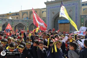 اجتماع دانش آموزان مشهدی در حمایت از کودکان غزه