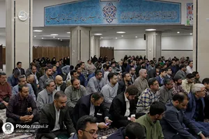 نشست صمیمی قائم&zwnj; مقام تولیت آستان قدس رضوی با کارکنان