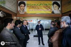 بازدید کارکنان آستان قدس از شرکت صنایع غذایی رضوی