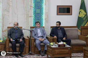 دیدار دانش&zwnj;آموزان افتخارآفرین تیم ملی المپیاد هوش مصنوعی با تولیت آستان قدس رضوی