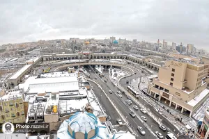 بارش برف در حرم مطهر رضوی