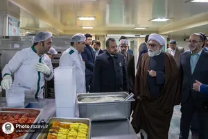 بازدید تولیت آستان قدس رضوی از روند آماده&zwnj;سازی غذای متبرک افطار