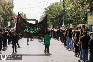 حضور دسته های عزای حسینی در خیابان&nbsp;های منتهی به حرم مطهر رضوی-1