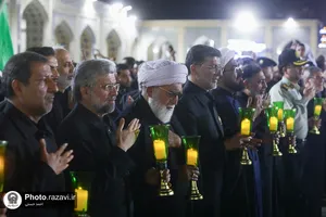 مراسم شام غریبان امام حسین(علیه&zwnj;السلام) در حرم مطهر رضوی