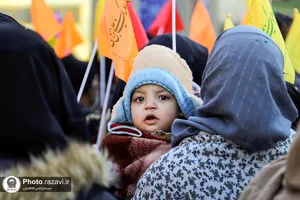 تشرف زائران اردو زبان به حرم مطهر رضوی
