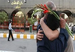 خادم‌یاران‌ رضوی ضامن آزادی جوان آران و بیدگل شدند‌