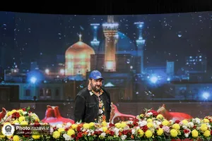 ضبط برنامه تلویزیونی شب یلدا در حرم مطهر رضوی