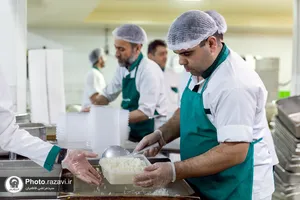 توزیع روزانه 2 هزار پرس افطاری متبرک در سطح شهر مشهد
