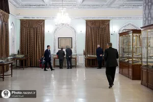 تشرف شرکت کنندگان بیست و هشتمین اجلاسیه سازمان اکو به حرم مطهر رضوی