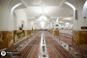 سفره اکرام ماه مبارک رمضان در حرم مطهر رضوی