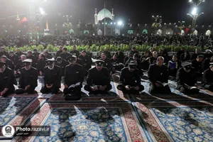 مراسم احیاء شب بیست و یکم ماه رمضان در حرم مطهر رضوی - 1