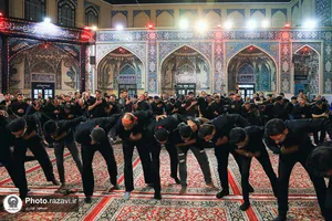 عزاداری سنتی شب نهم محرم در &laquo;حسینیه حرم&raquo;