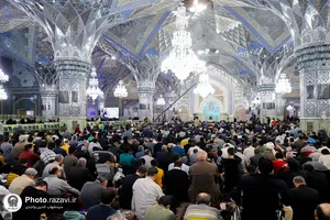 مناجات خوانی دهه آخر ماه مبارک رمضان در حرم مطهر رضوی