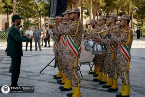 غبارروبی مزار شهدای مدفون در آرامگاه خواجه ربیع مشهد