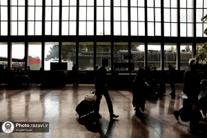 استقبال از زائرین بارگاه منور رضوی در ایستگاه راه&zwnj;آهن