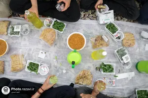 اعتکاف پسران نوجوان در حرم مطهر رضوی