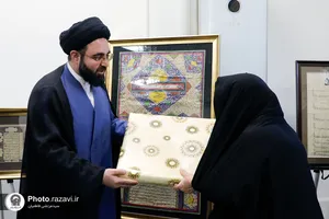 رونمایی از اسناد اهدایی خانواده معتمدی موسوی