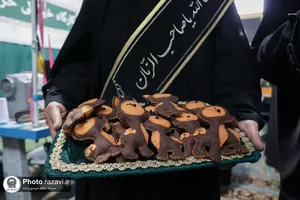 دوخت لباس و عروسک در خیاط خانه حرم مطهر رضوی