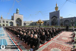 آیین تعویض پوش ضریح و پرچم گنبد منور رضوی-2