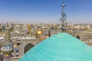 عکس با کیفیت : گنبد و گلدسته حرم مطهر رضوی